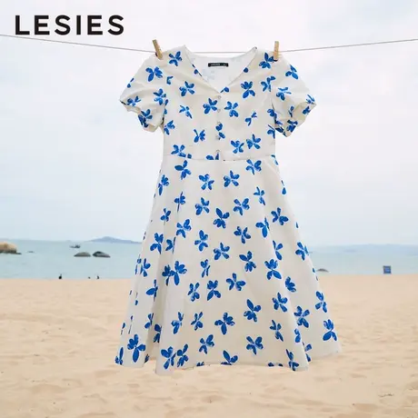 LESIES蓝色倾情夏装新款简约法式花朵V领泡泡袖气质温柔风连衣裙图片