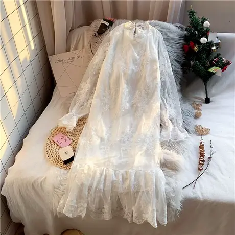 2021春秋新款中长款很仙的连衣裙女蕾丝裙气质白色雪纺仙女裙图片
