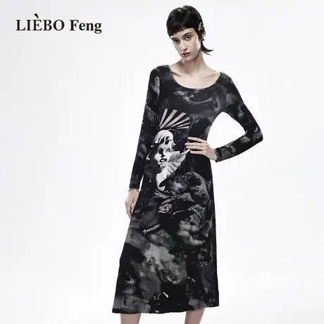 裂帛LIEBOFeng2024年春新款时髦高街艺术感印花显高黑色连衣裙图片