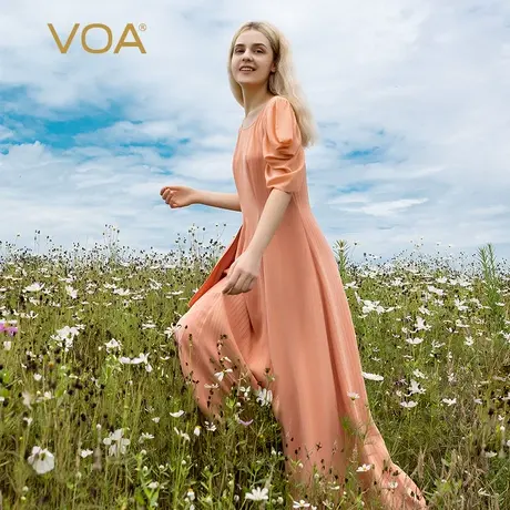 VOA41姆米提花重磅桑蚕丝无界条纹新粉圆领泡泡短袖真丝连衣裙图片