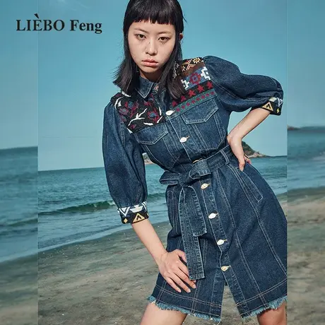 裂帛LIEBOFeng原创设计chic时髦复古刺绣送腰带中袖牛仔连衣裙图片