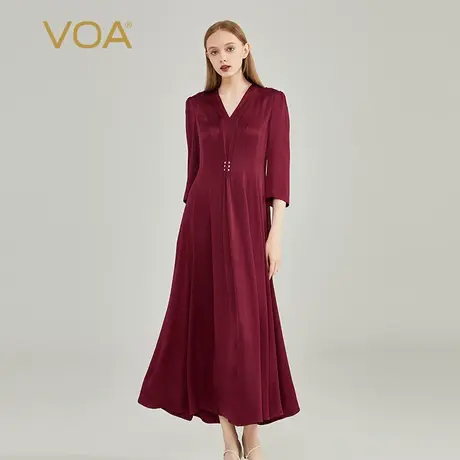 VOA真丝重磅40姆米双面缎酱红V领七分袖钉珠立体装饰侧插袋连衣裙图片