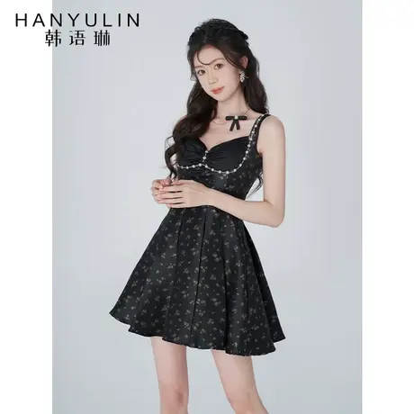 韩语琳黑色吊带连衣裙女夏季设计感a字裙设计感小众今年流行裙子图片